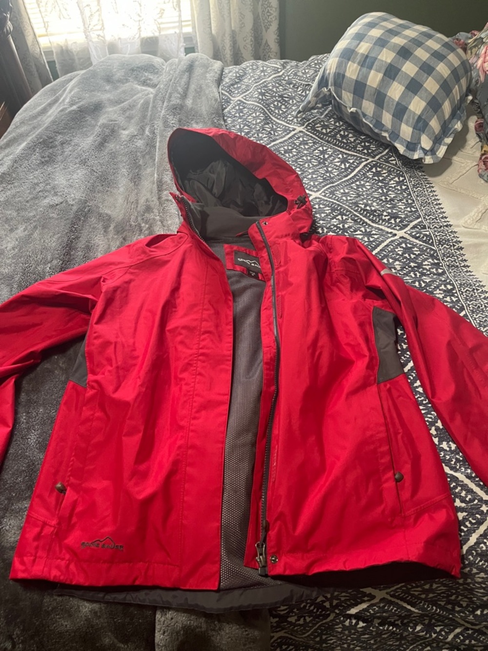Women’s Eddie Bauer Red Weatheredge Waterproof jacket